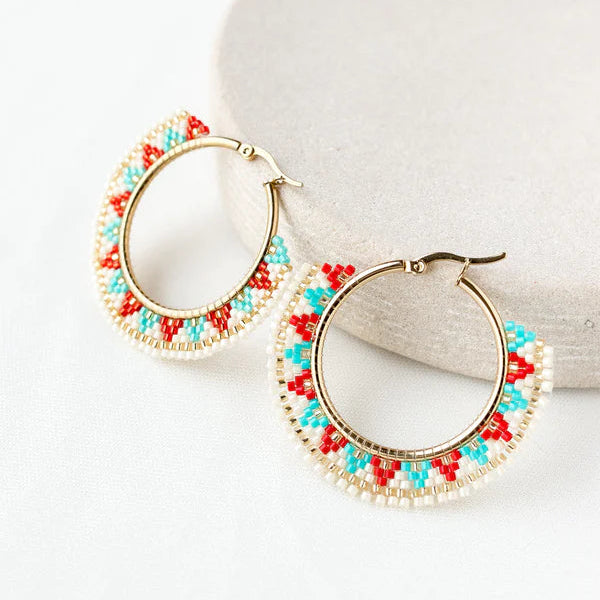 Candongas Doradas Bordadas en Miyuki